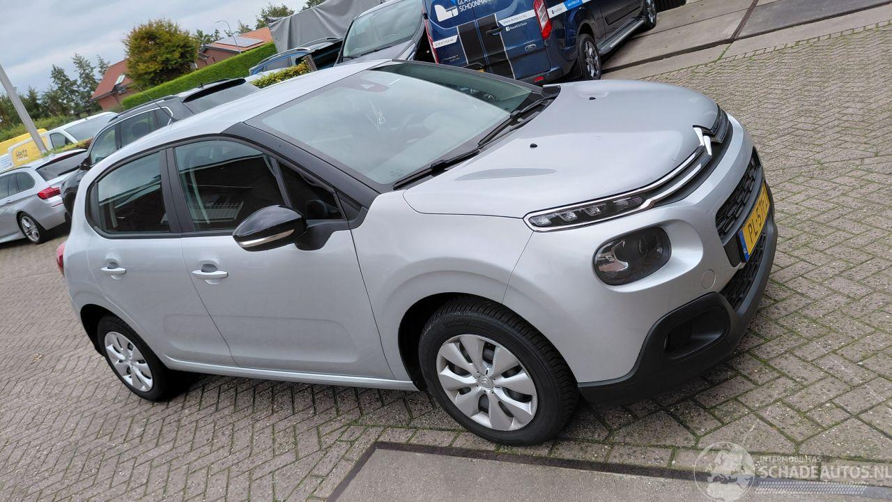 Citroën C3 1.2 i  82pk  navi clima