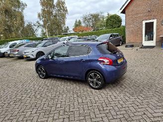 Schadeauto Peugeot 208 1.6 vti  88kw   clima 2013/7