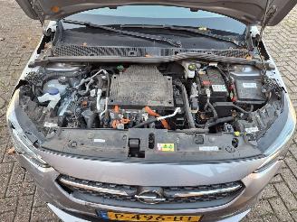 damaged passenger cars Opel Corsa-E 136pk navi    50kwh   navi 2022/2