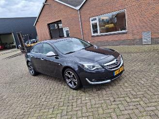 Auto incidentate Opel Insignia 1.4 i  103kw  navi clima 2013/11