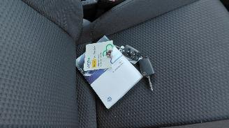 Volkswagen Polo 1.0 tsi   70kw navi  automaat picture 3