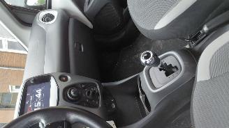 Toyota Aygo 1.0 vtti  x play automaat picture 7