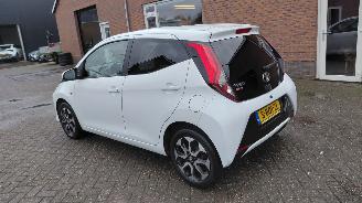 Toyota Aygo 1.0 vtti  x play automaat picture 9