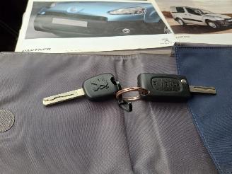 Peugeot Partner 1.6 hdi   90pk   airco picture 7