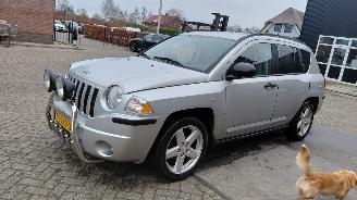 Coche accidentado Jeep Compass 2.4i  125kw   airco 2009/5