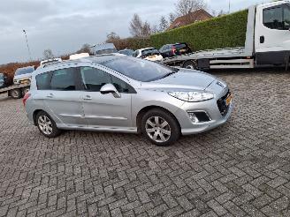 skadebil auto Peugeot 308 1.6 vti  88kw    pano navi  clima 2013/3
