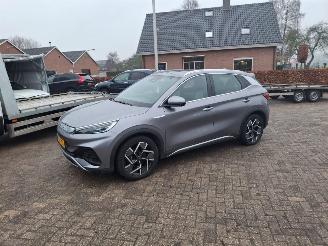 Vaurioauto  passenger cars BYD Atto 3 comfort  60kwh    204pk 2024/4