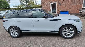 škoda osobní automobily Land Rover Range Rover Velar 2.0i  300pk  awd   navi 2018/12
