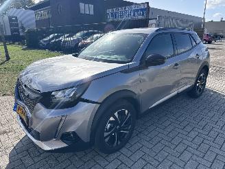 krockskadad bil auto Peugeot 2008 1.2 PACK AUTOMAAT 16445 KM 1e EIGENAAR 2022  8999 EURO VAST 2022/4