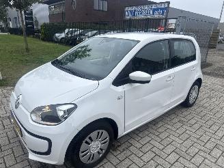 Schadeauto Volkswagen Up! 1.0 BLEU MOTION LICHTE SCHADE BOUWJAAR 2016  4350 EURO VAST 2016/7
