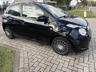 Citroën C1 1.0e VTI FEEL LICHTE SCHADE! 228000 KM BOUWJAAR 2016  3150 EURO picture 5