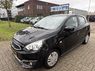 Vaurioauto  passenger cars Mitsubishi Space-star 1.0 COOL+ SUPERLICHTE SCHADE! RIJDBAAR BOUWJAAR 2016 3400 VAST! 2016/8
