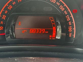 Renault Twingo 1.0SCe LICHTE RIJDBARE SCHADE! BOUWJAAR 2017 88000 KM 4250 EURO picture 13