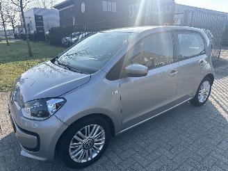 Voiture accidenté Volkswagen Up! 1.0 BLEUMOTION 111000 KM NAP BOUWJAAR 2016 SCHERP! 4850 EURO 2016/7