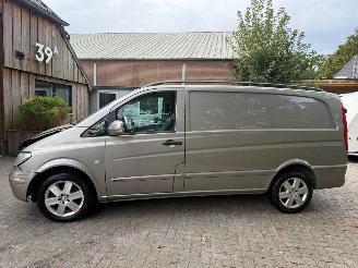 skadebil bedrijf Mercedes Vito V6  120 CDI 320 LANG NL BUS 2010/2