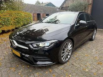 krockskadad bil auto Mercedes Cla-klasse 180 AMG LINE NETTE AUTO! 2020/1
