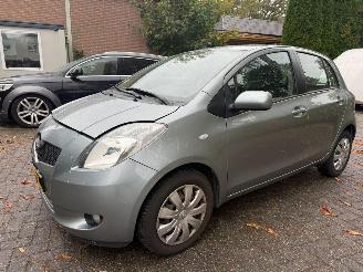 Schadeauto Toyota Yaris 1.3 VVTI-SOL  5DRS AIRCO 2009/3