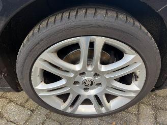 Skoda Superb 1.6 TDI NAVI CRUISE STOELVERWARMING PDC TREKHAAK picture 10