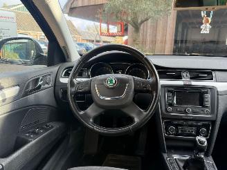 Skoda Superb 1.6 TDI NAVI CRUISE STOELVERWARMING PDC TREKHAAK picture 17