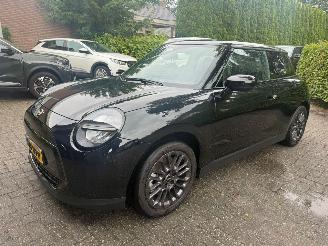 Auto incidentate Mini Cooper E BLACKYARD 40.7 KHW NIEUW NIEUW 2026/3