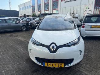 demontáž osobní automobily Renault Zoé Zoe (AG), Hatchback 5-drs, 2012 46kW 2014/3