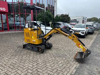 skadebil machine Overige  Mini graver AGT H15 2023/1