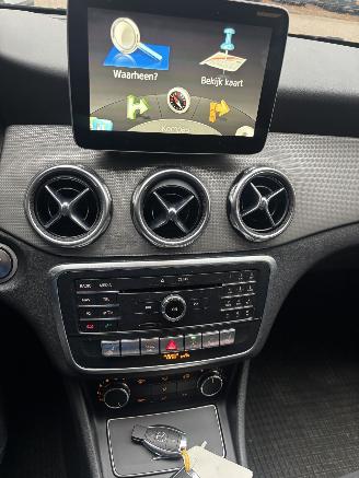 Mercedes GLA 180 PREMIUM PLUS picture 13