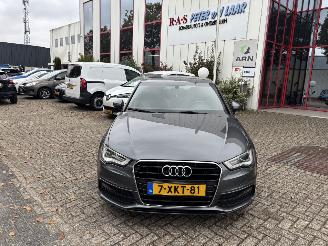 krockskadad bil auto Audi A3 SPORTBACK 1.2 TFSI AUDI PRO LI 2014/9