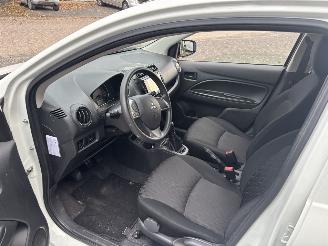 Mitsubishi Space-star 1.2 CONNECT+ picture 9