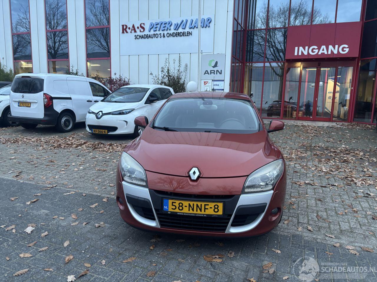 Renault Mégane Coupe 1.4 TCE PRIVILEGE