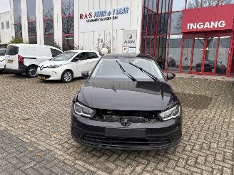 krockskadad bil auto Volkswagen Polo 1.0 MPI 59KW 2024/9