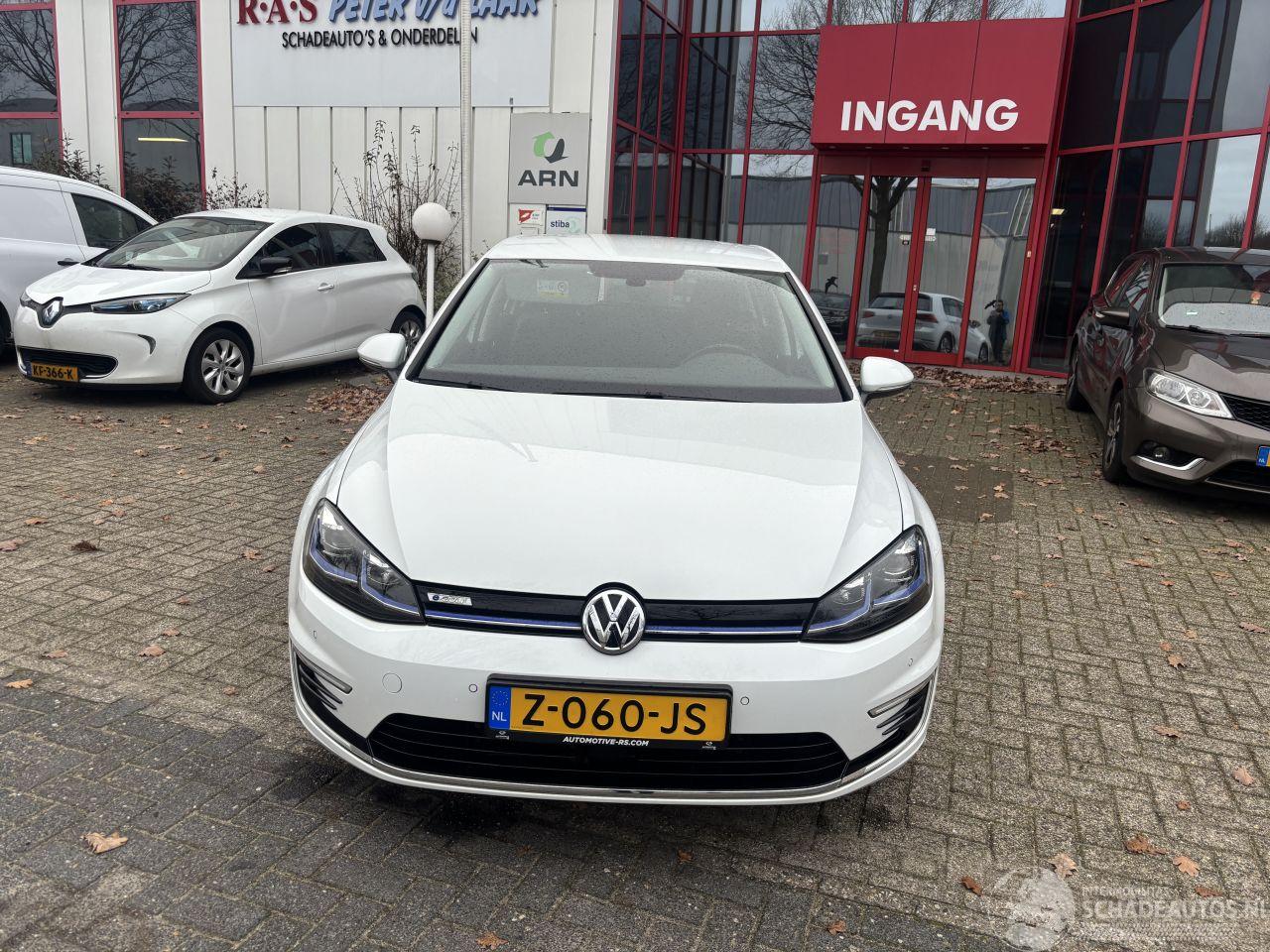 Volkswagen Golf E-GOLF