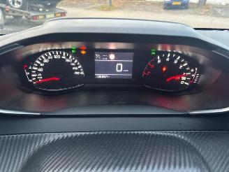 Peugeot 208 1.2 PureTech Active picture 14