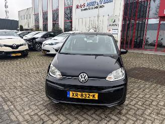 Damaged car Volkswagen Up! 1.0 BMT MOVE UP 2019/1