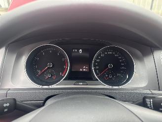 Volkswagen Golf 1.2 TSI Business Edition Connected picture 13