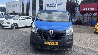 krockskadad bil bedrijf Renault Trafic 1.6 DCI T29 L2H1 GEN 2017/4