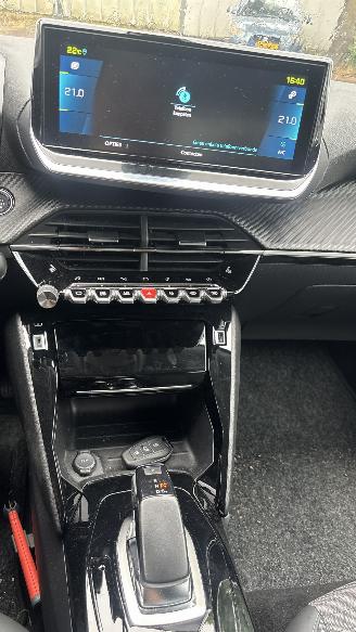 Peugeot 2008 E ALLURE PACK picture 13