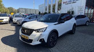 Peugeot 2008 1.2 PURETECH GT-LINE picture 2