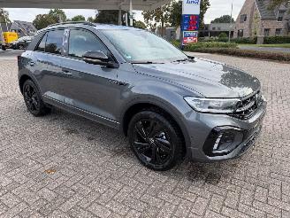 uszkodzony samochody osobowe Volkswagen T-Roc 1.5 TSi 110 Kw DSG R-Line Black Edition 2025/7