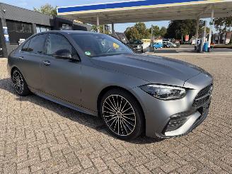 Schadeauto Mercedes C-klasse 300 E Mild Hybride AMG -Line sedan 2023/6