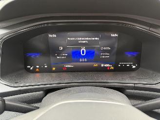 Volkswagen T-Roc 1.0 - 81 Kw picture 30