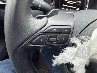 Toyota Aygo X automaat picture 28
