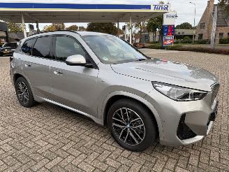 krockskadad bil auto BMW iX1 2.0 E-Drive M-Sport 2025/5
