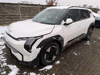 Käytettyjen passenger cars Kia EV3 Eart   Battery 81 Kw 2025/1