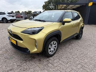 uszkodzony samochody osobowe Toyota Yaris Cross 1.5 - Hybride 68 Kw 2023/11