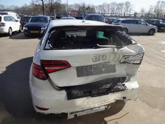 Audi A3 A3 Sportback (8VA/8VF), Hatchback 5-drs, 2012 / 2020 1.0 TFSI 12V picture 4