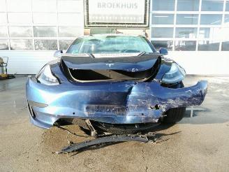 Tesla Model 3 Model 3, Sedan, 2017 Standard RWD Plus 60 kWh picture 2
