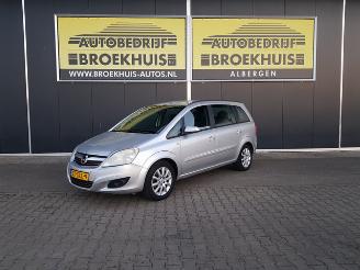 Vaurioauto  passenger cars Opel Zafira 1.8 Temptation 2008/9