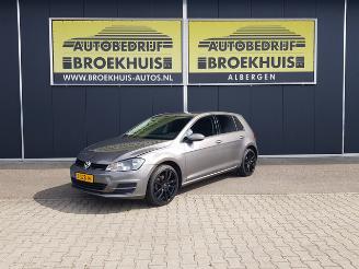 krockskadad bil auto Volkswagen Golf 1.2 TSI Easyline 2014/6
