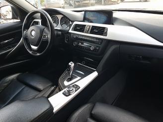 BMW 3-serie Touring 320d EfficientDynamics Edition High Executive picture 17